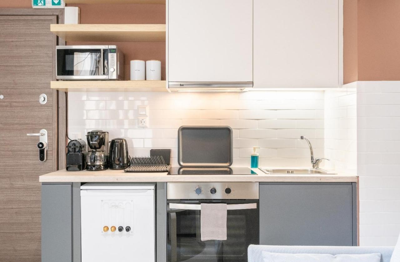 Athensis Apartments In Central Афины Экстерьер фото