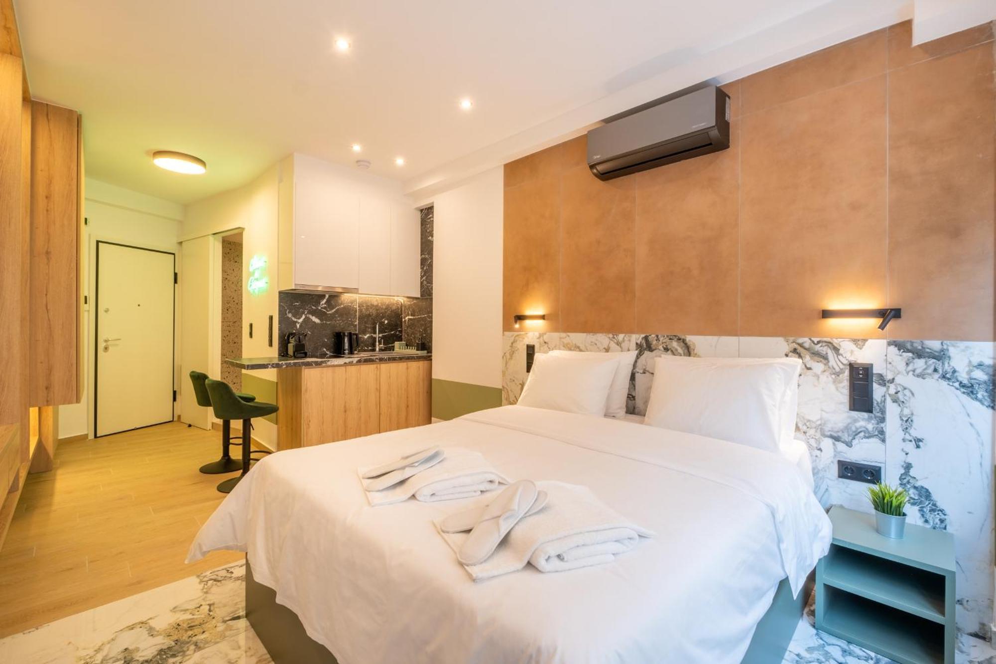 Athensis Apartments In Central Афины Экстерьер фото